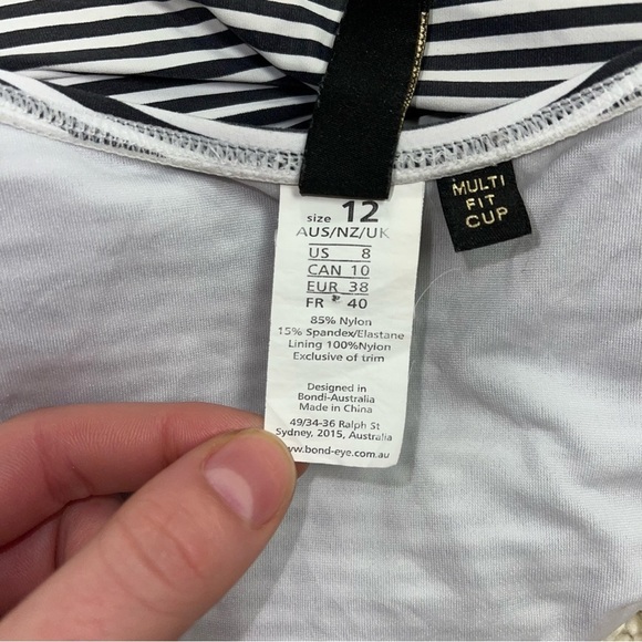 bond-eye Tankini Top Size 8 US White Grey Striped Twist Front  NipTuck Australia - Picture 10 of 11